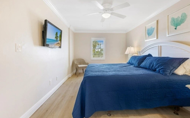 photo 2 of South Seas Bayside Villa 5226 1 Bedroom Condo by RedAwning