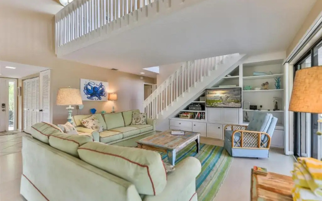 photo 2 of South Seas Beach Home 6