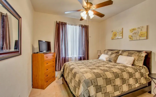photo 4 of Southern #1064 - 2 Br condo by RedAwning