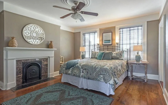 photo 2 of Southern Belle 3