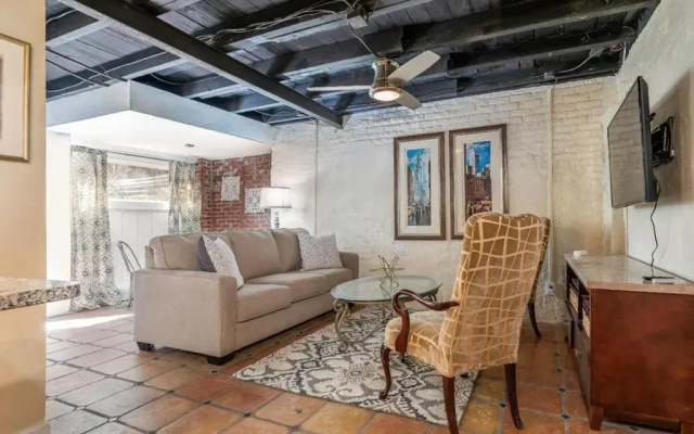 photo 2 of Southern Belle Carriage House