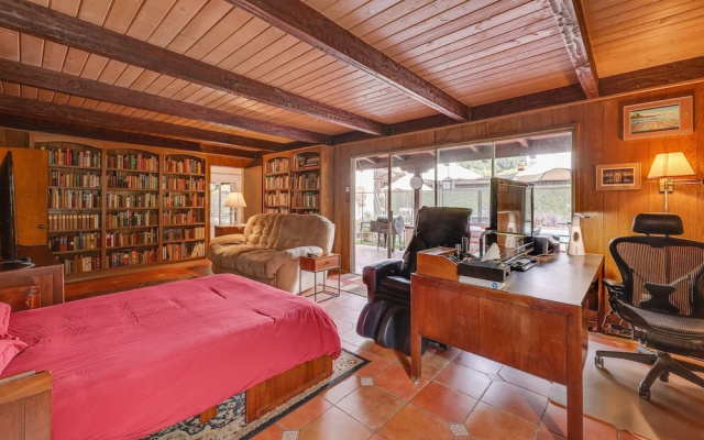 photo 3 of Southern California Vacation Rental: Private Pool!
