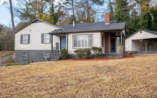 photo 3 of Southern Charm l 5BR l Sleeps 14 l A  Location