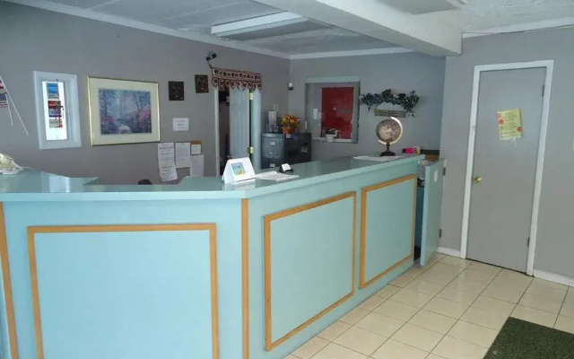 photo 2 of Rodeway Inn