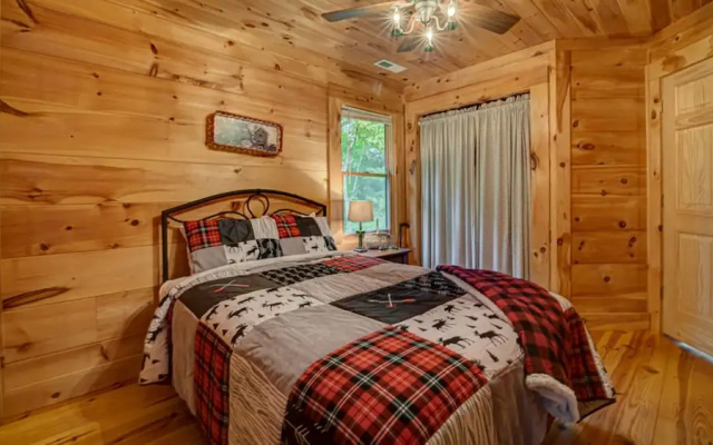 photo 2 of Southern Star by Escape to Blue Ridge