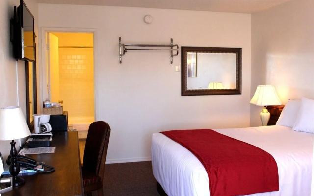 photo 3 of Sovana Inn