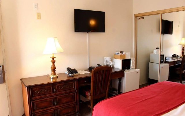 photo 5 of Sovana Inn