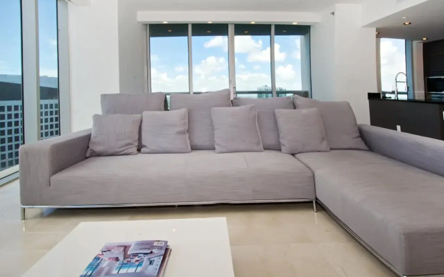 photo 5 of The Hotel House - Viceroy Miami