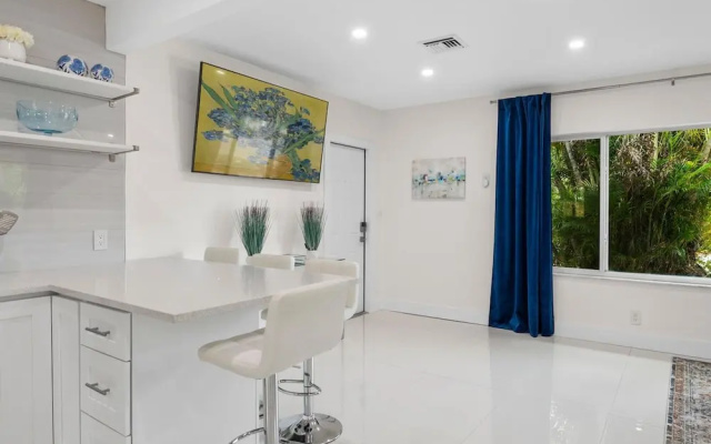 photo 3 of Uhost AI Stylish 1BR Bright Space w Patio