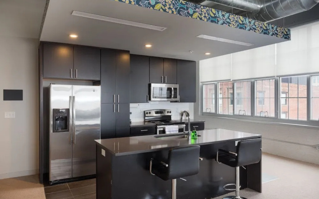 photo 4 of Spacious 1BR with Free Parking | Zen@Boss
