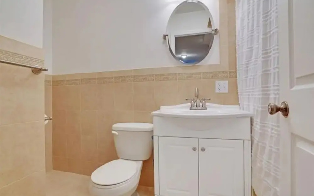 photo 4 of Spacious 2 Br Apt! 20 Min To Time Sq / Manhattan! 2 Bedroom Apts
