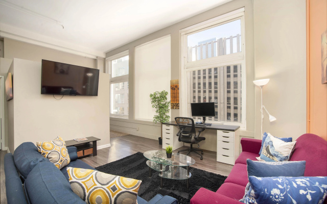 photo 3 of Spacious 2 BR Apt - Loft Style and Open Plan!