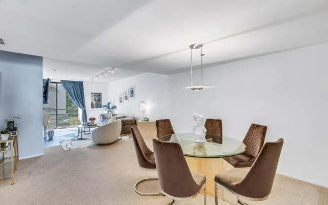 photo 2 of Spacious 2BR Santa Monica Beach Condo