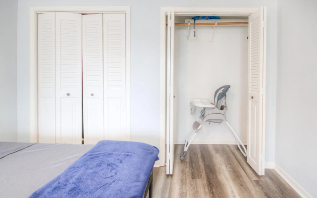 photo 3 of Spacious 3 BR, 2 BA Condo near Med Center & NRG