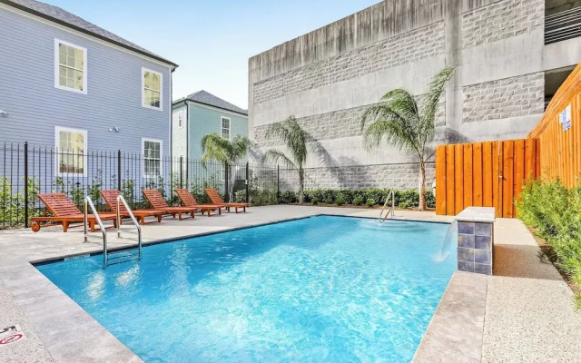 photo 2 of Spacious 3BR Condo in New Orleans