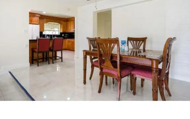 photo 5 of Spacious 4 bdr 2 bath home 10min to the beach Aventura mall