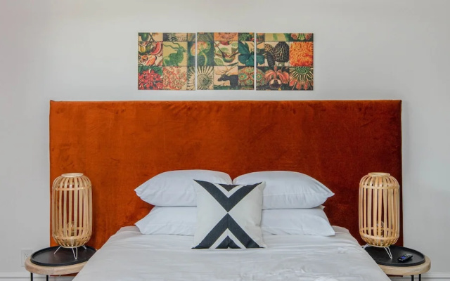 photo 4 of Spacious 4BR Near Old Town by WanderJaunt