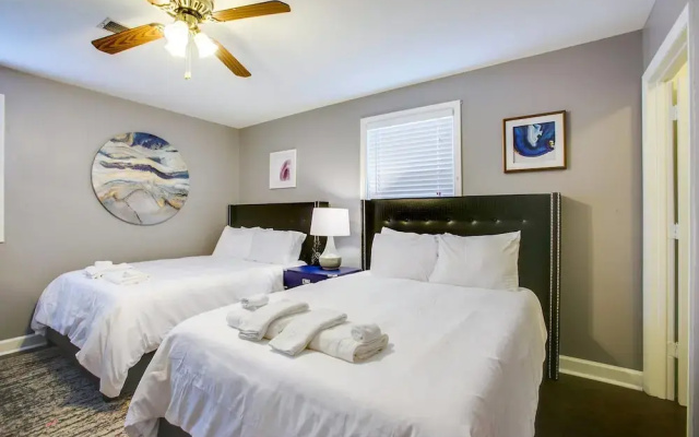 photo 2 of Spacious 4br/2ba Home Near Music Row by Domio
