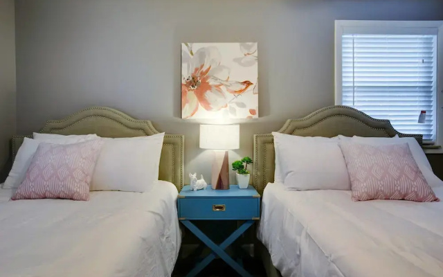 photo 3 of Spacious 4br/2ba Home Near Music Row by Domio