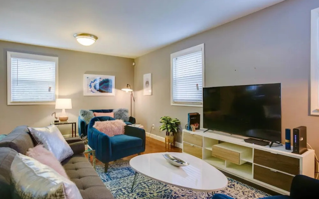 photo 4 of Spacious 4br/2ba Home Near Music Row by Domio
