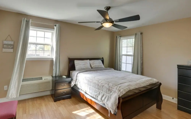 photo 2 of Spacious Albany Retreat Near Flint River Trail!