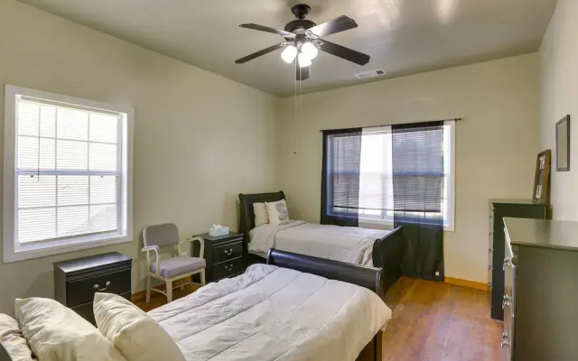 photo 4 of Spacious Albany Retreat Near Flint River Trail!