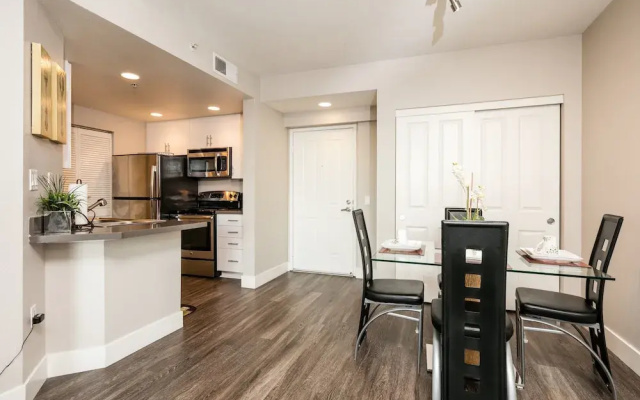 photo 3 of Spacious Apartment In Boston Back Bay