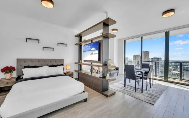 photo 4 of Spacious Apartment with City View