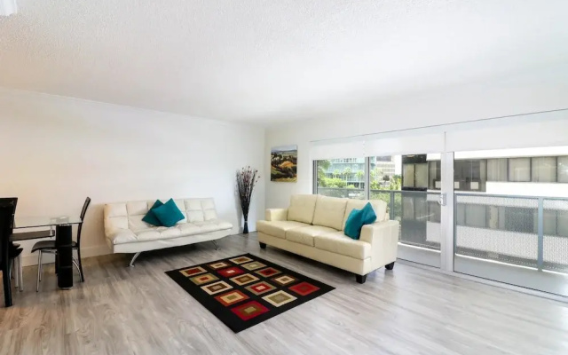 photo 3 of Spacious Apartment with Marina Views