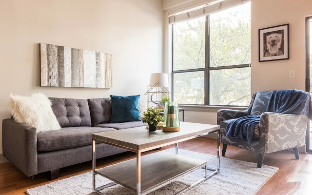 photo 2 of 1 BR Apt near Dining Shopping Nightlife by Frontdesk