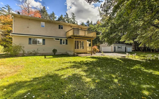 photo 2 of Spacious Apt w/ Yard: 3 Mi to Windham Mountain
