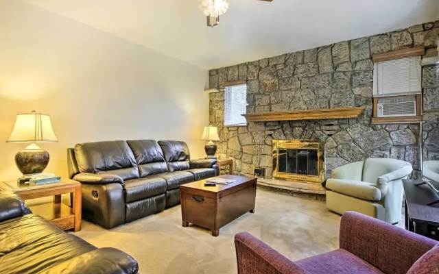 photo 5 of Spacious Apt w/ Yard: 3 Mi to Windham Mountain