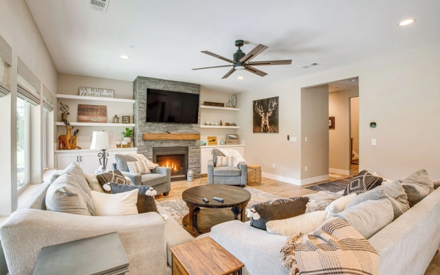 photo 3 of Game Room + Pool Access: Spacious Cabin in Arnold