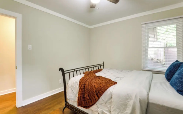 photo 3 of Spacious Atlanta Home w/ Yard ~ 9 Mi to Downtown