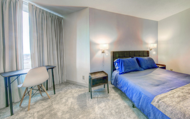 photo 3 of Spacious Back Bay Condo with Great Amenities!