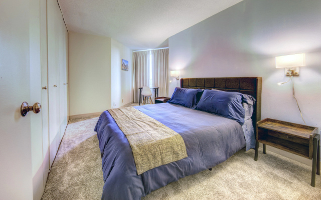 photo 4 of Spacious Back Bay Condo with Great Amenities!