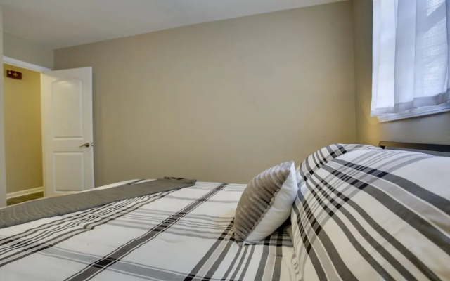 photo 2 of Spacious Baton Rouge Home Rental: 12 Mi to Lsu!