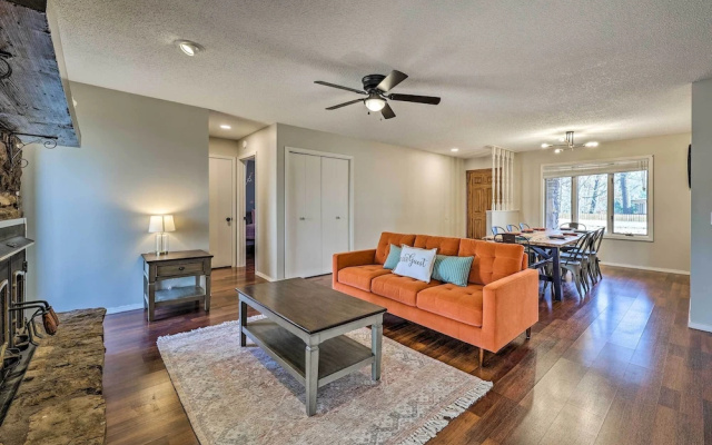 photo 3 of Spacious Bella Vista Home ~ 5 Mi to Lake!