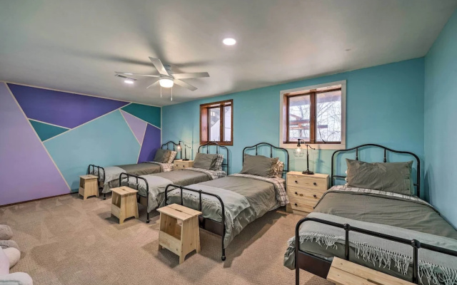 photo 5 of Spacious Bella Vista Home ~ 5 Mi to Lake!
