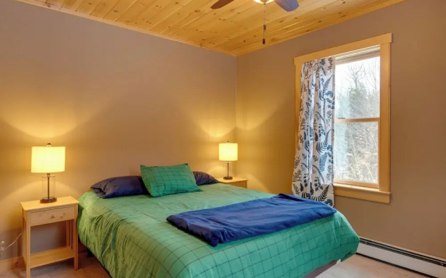 photo 4 of Spacious Cabin: 10 Mi to Sunday River Skiing!