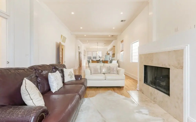 photo 4 of Spacious Condo in the Center of NOLA