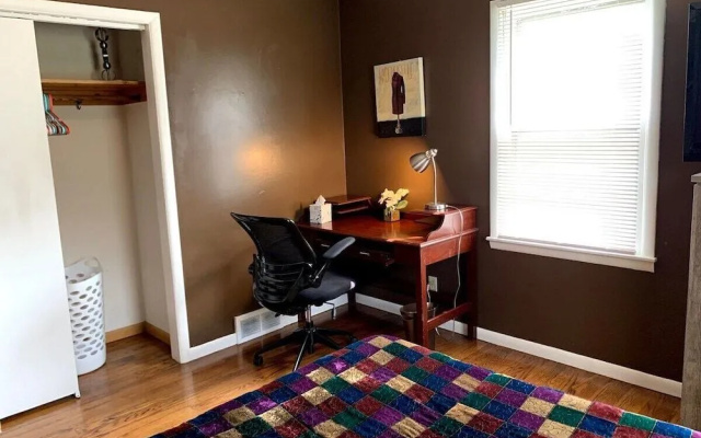 photo 3 of Spacious, Cozy 2 bed Home Near the Stadiums!