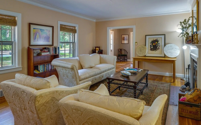 photo 4 of Spacious Durham Apartment Near Downtown