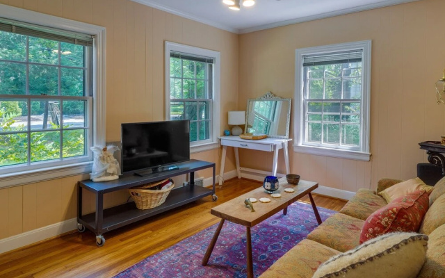 photo 5 of Spacious Durham Apartment Near Downtown
