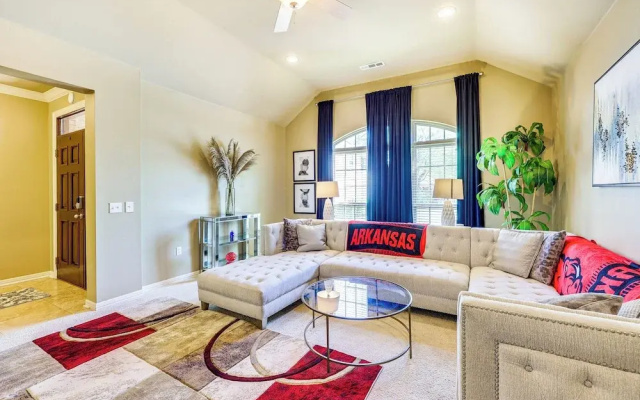 photo 4 of Spacious Family Home 3 Mi to Downtown Fayetteville