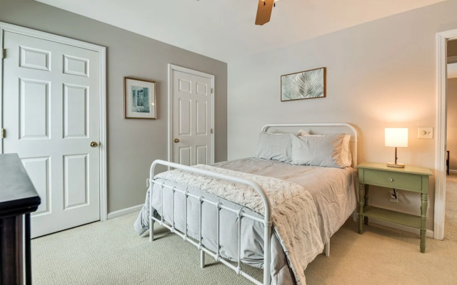 photo 3 of Spacious Family Home w/ Deck & Yard: 5 Mi to Stowe