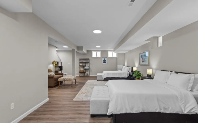 photo 2 of Uptown Elegant Escape | JZ Vacation Rentals