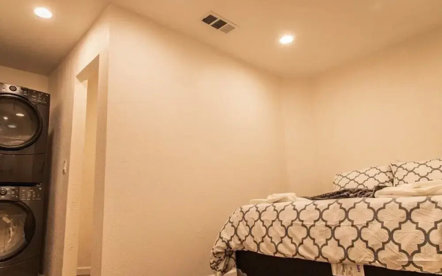 photo 3 of Spacious Four Bedroom In Concord