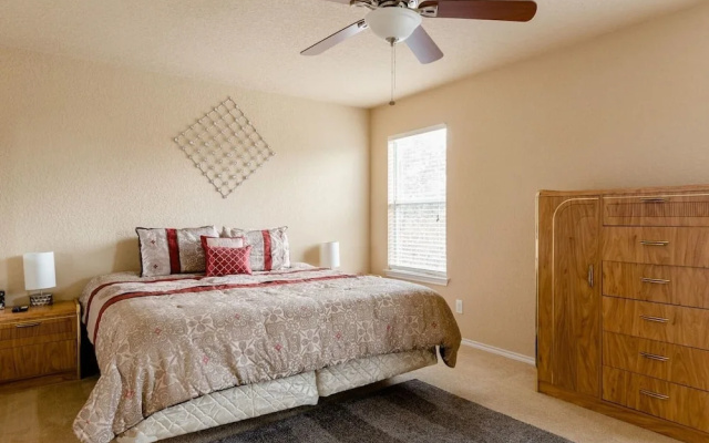 photo 5 of Spacious House BMT Six Flags Seaworld