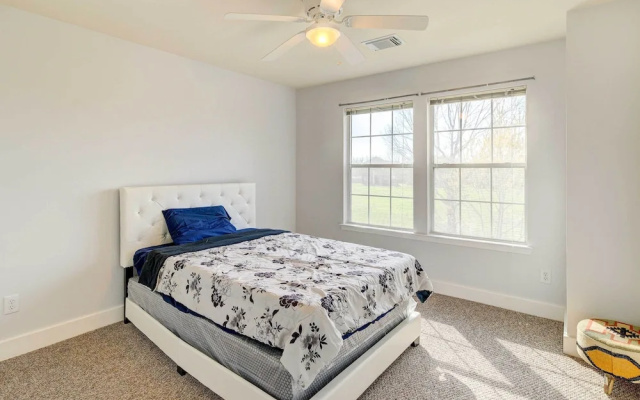 photo 4 of Spacious Houston Home w/ Private Yard & Fire Pit!